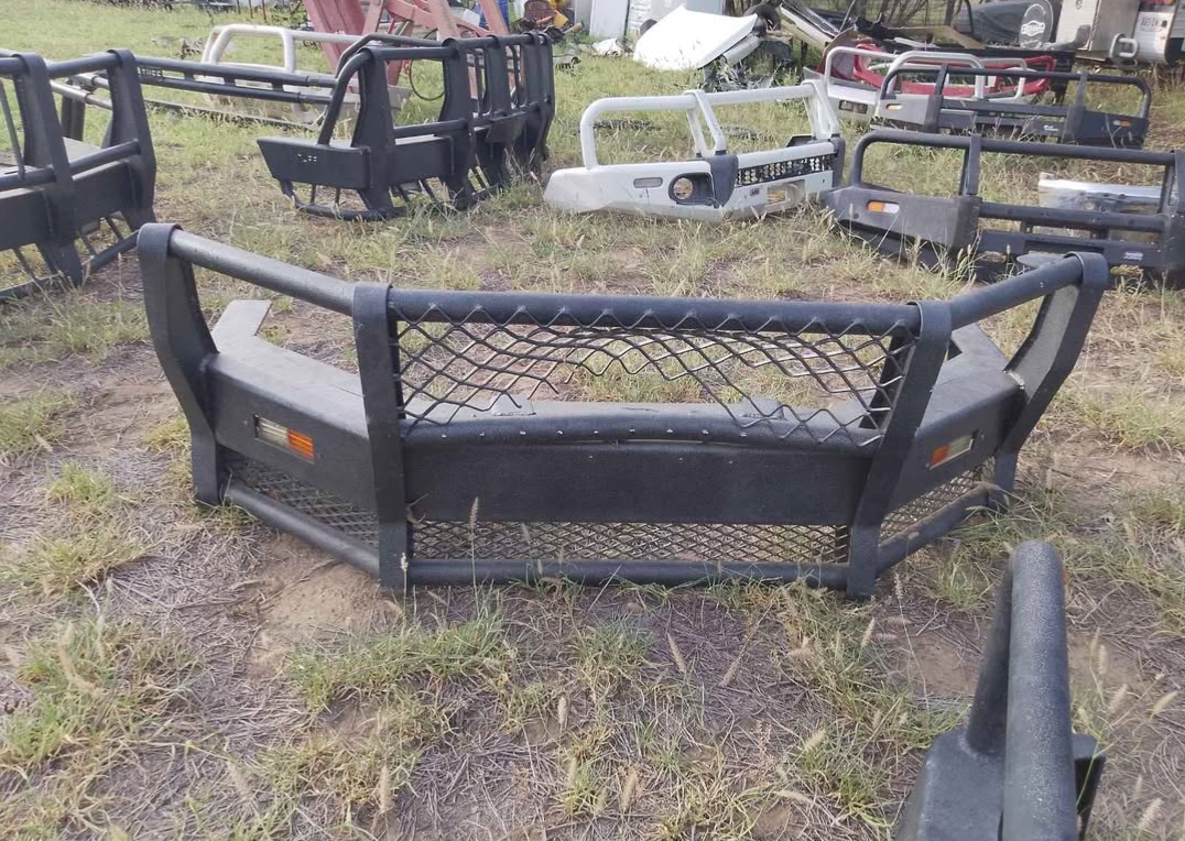 Warehouse Clearance 4x4 Bullbars - Image 3