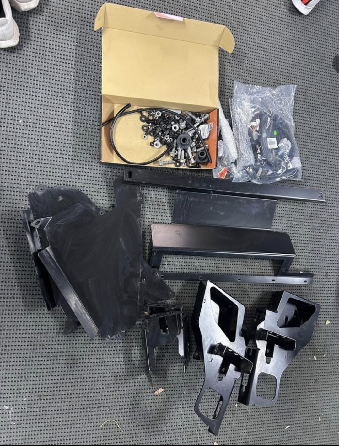 USED ARB Summit MKII Bullbar Toyota Hilux 2020 on - Image 3