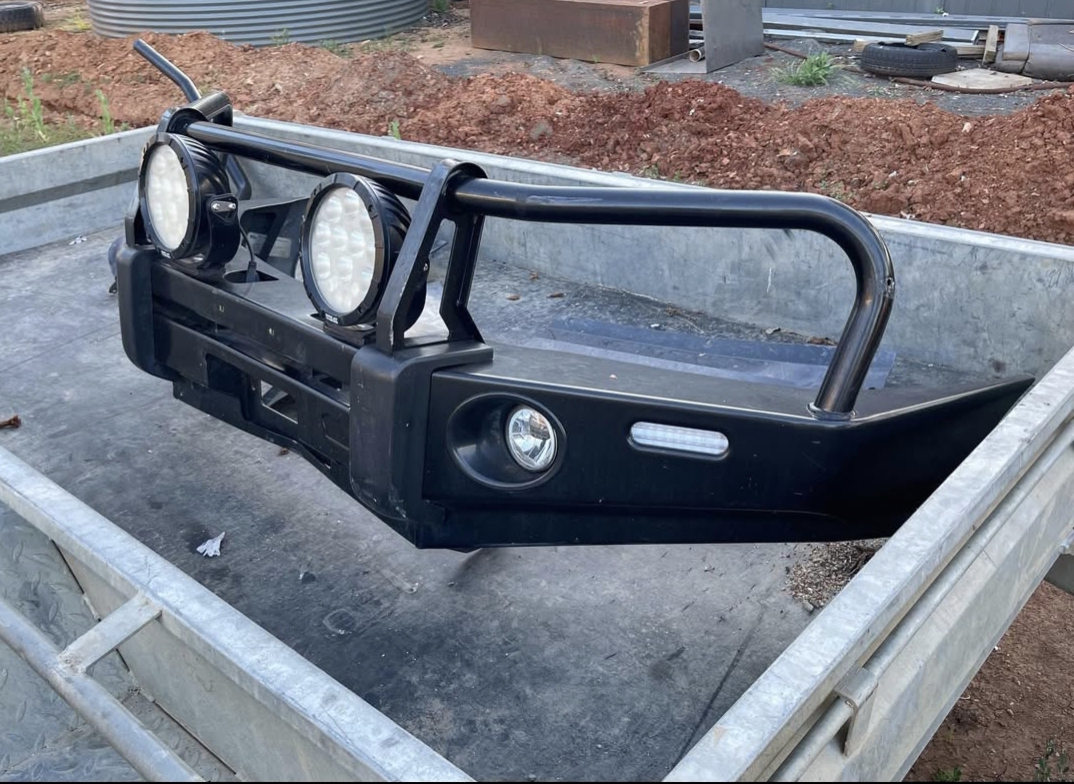 USED Deluxe IRONMAN Bull Bar For Holden Colorado & Trailblazer (17-20) - Image 3