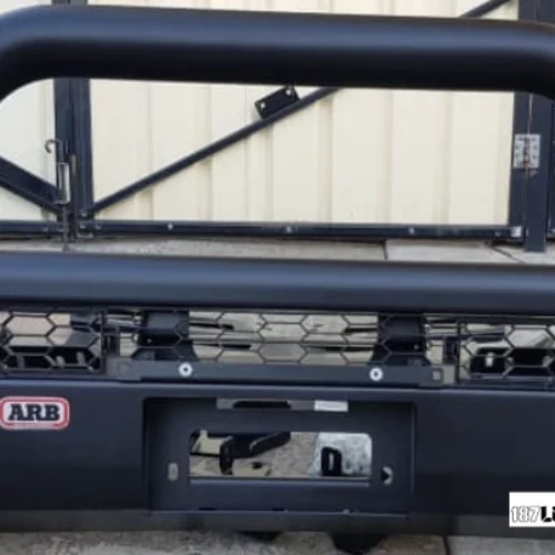 TOYOTA HILUX ROUGE SR SR5 ARB SUMMIT SAHARA BULLBAR MATT BLACK