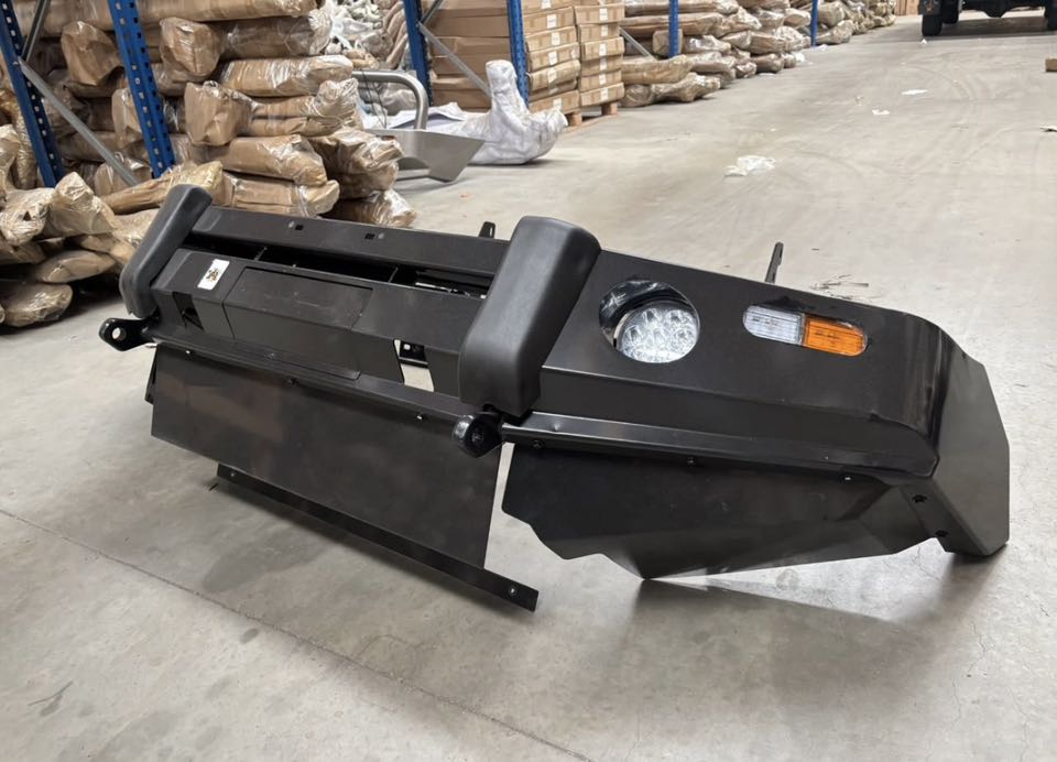 NP300 15+ NO LOOP BULL BAR - Image 2