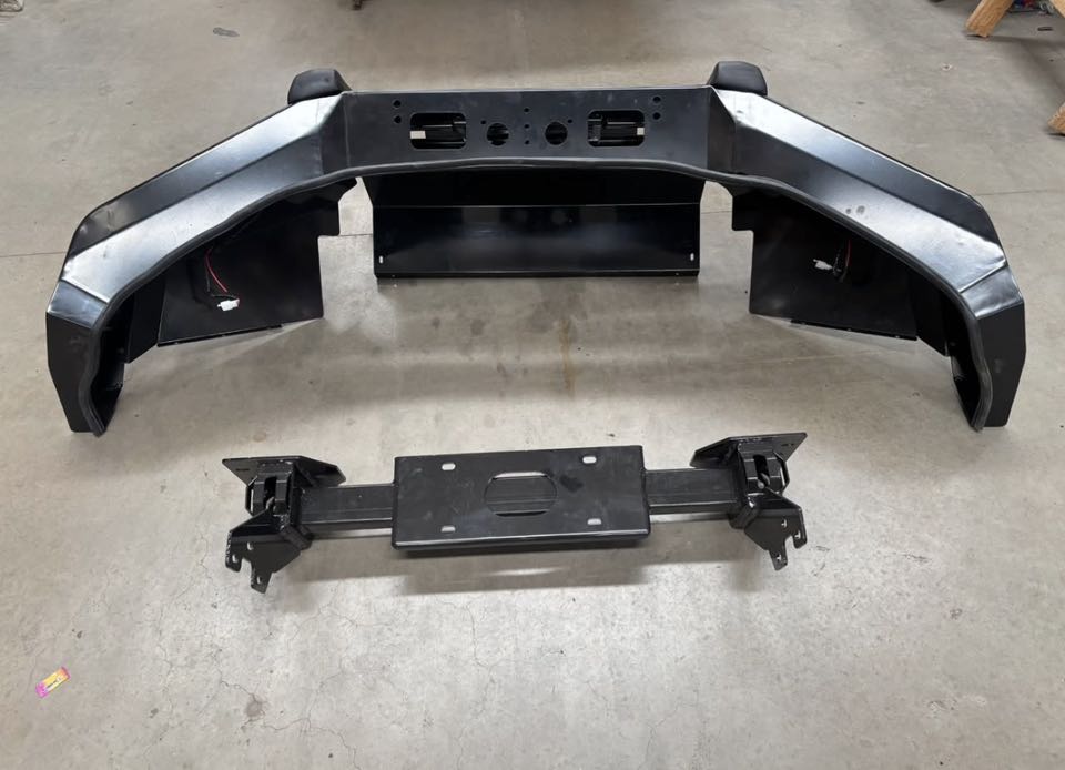 NP300 15+ NO LOOP BULL BAR - Image 3